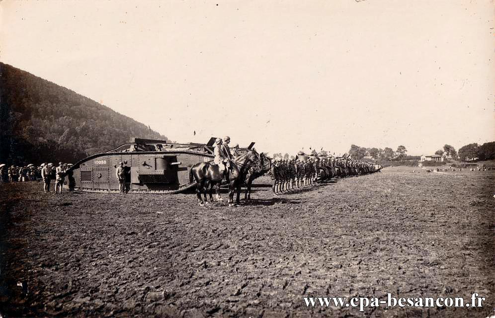 BESANÇON - 506e R.C.C - 352e Cie - 18e Bataillon - Une revue au Polygone - Octobre 1920